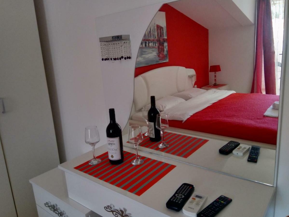 Apartmani M Herceg Novi Esterno foto